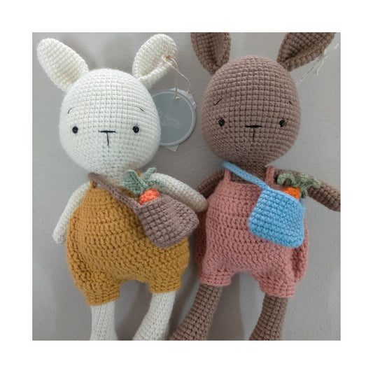 Carrots the Rabbit Amigurumi