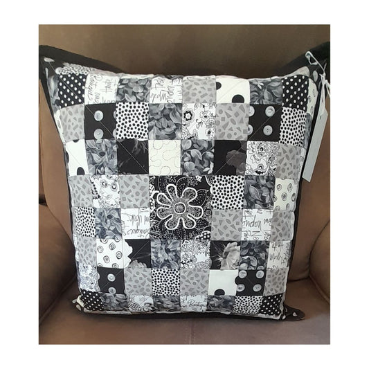 16" Quilted Cushion