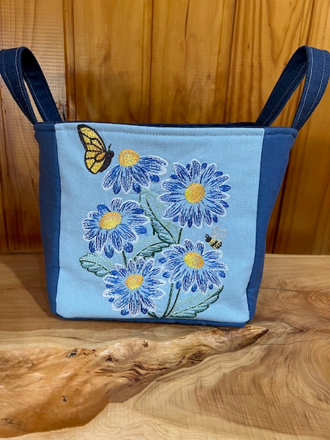 Hessian Basket - Blue Daisy