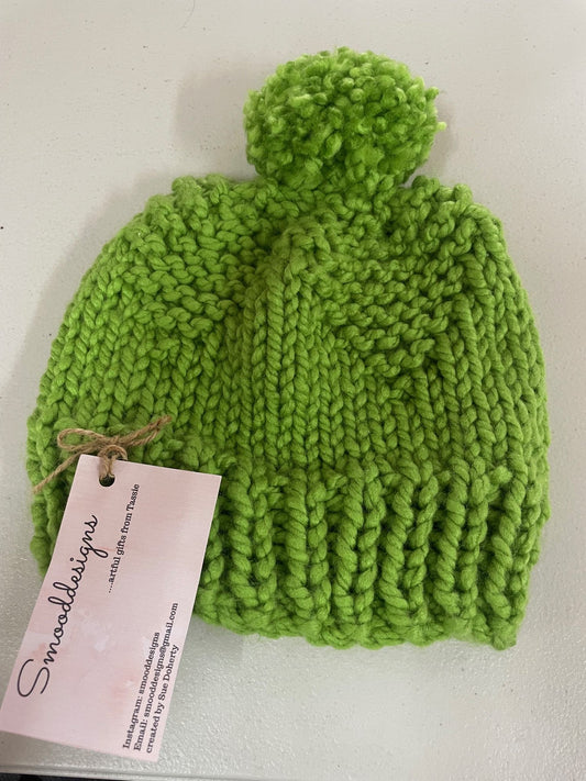 Knitted Beanie (green)