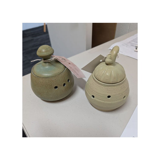 Garlic Pot