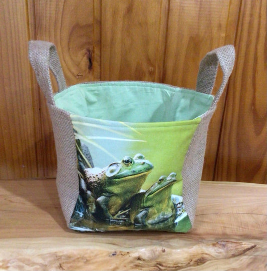Hessian Basket (Frogs)
